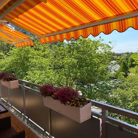 Apartment Mit Sonnenbalkon Und Netflix Im Zentrum Sankt Augustin Exterior photo
