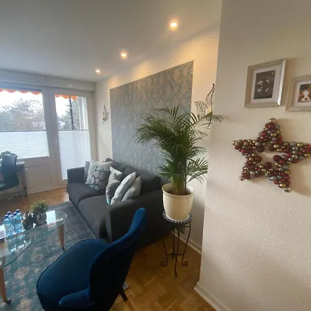 Apartment Mit Sonnenbalkon Und Netflix Im Zentrum Sankt Augustin Exterior photo
