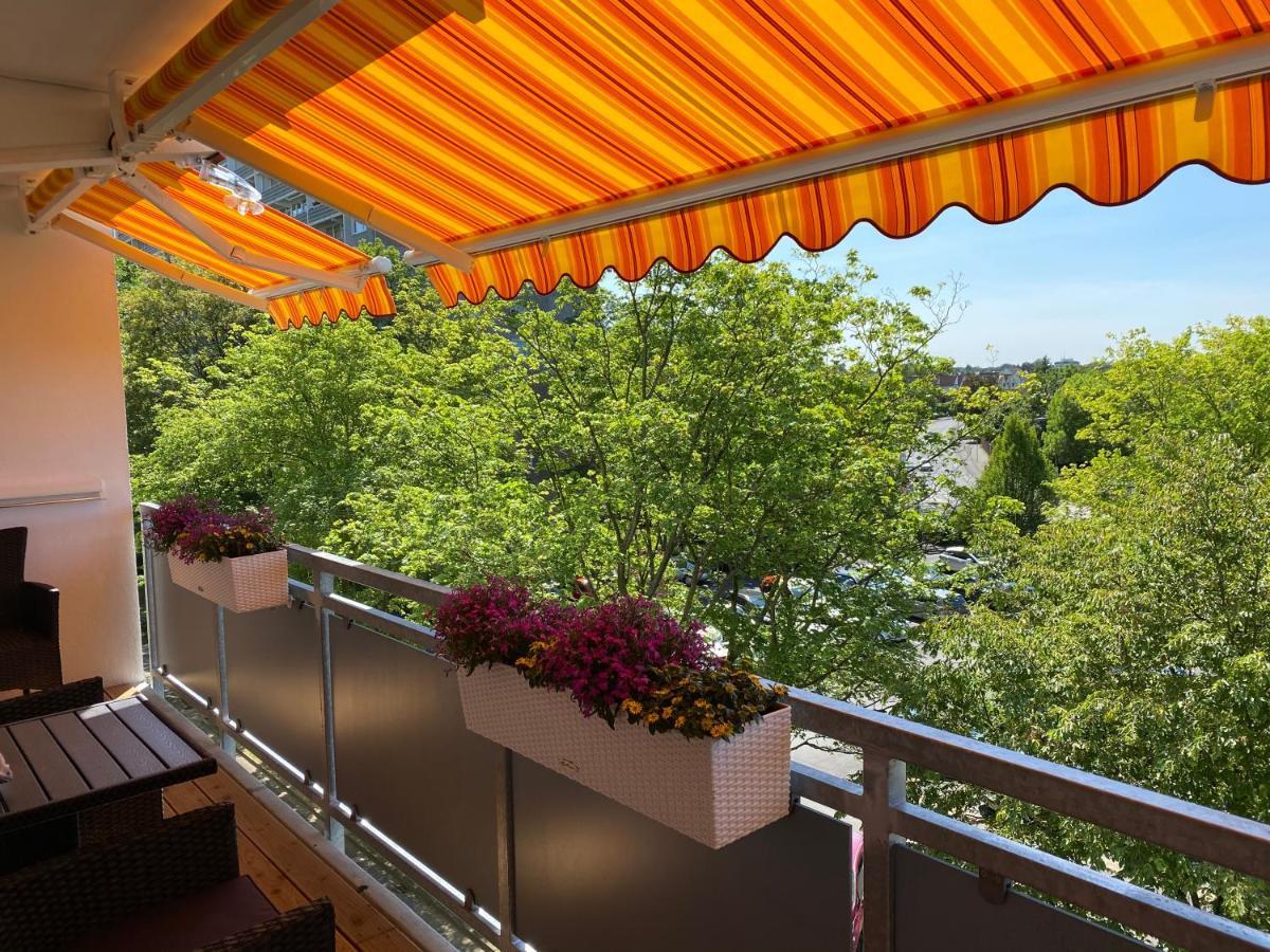 Mit Sonnenbalkon Und Netflix Im Zentrum Sankt Augustin