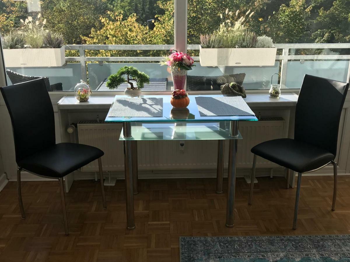 Apartment Mit Sonnenbalkon Und Netflix Im Zentrum *